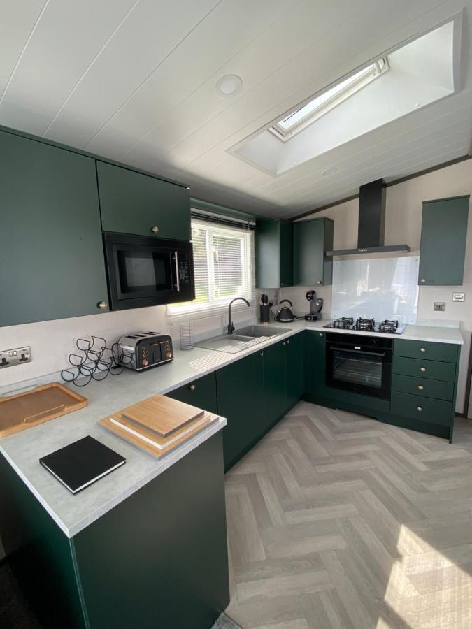Riverwood Lodge New Quay Exterior foto
