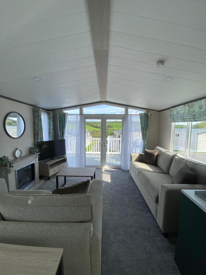 Riverwood Lodge New Quay Exterior foto